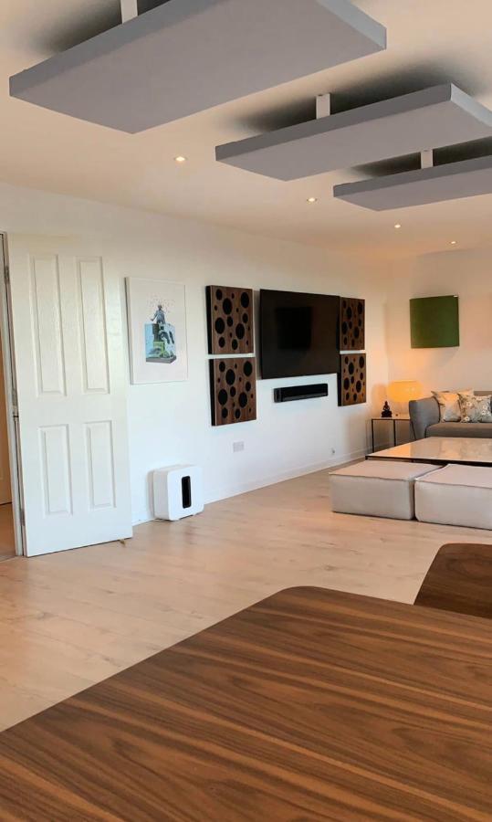 Beautiful Modern Sea-Side Apartment In The City Edimburgo Esterno foto